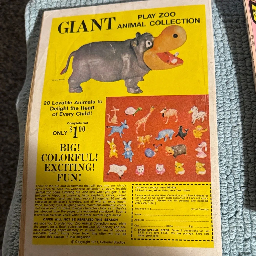 Comic Book - Picture 2 of 4